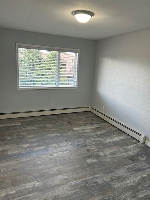 Bedroom - 4921 Dartmouth Dr