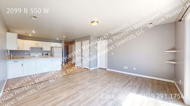 Foto del edificio - 2099 N 550 W