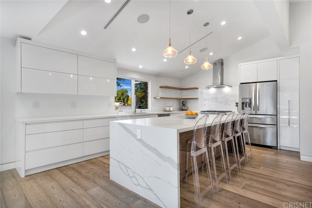Foto principal - 19041 Calvert St