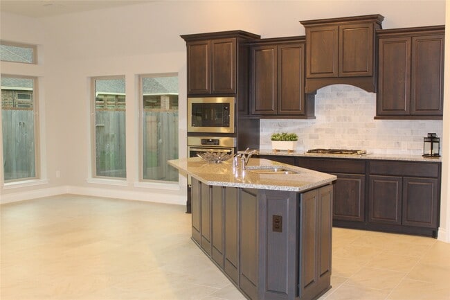 Foto del edificio - 1335 Paradise Creek Ln
