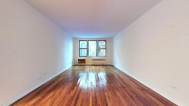 Building Photo - East 26th Street