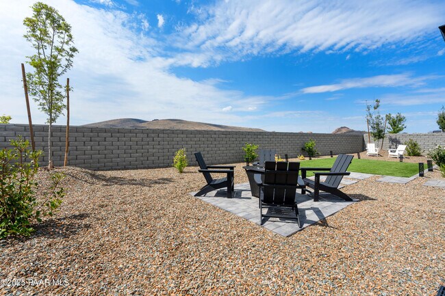 Foto del edificio - 5999 Finch Pl