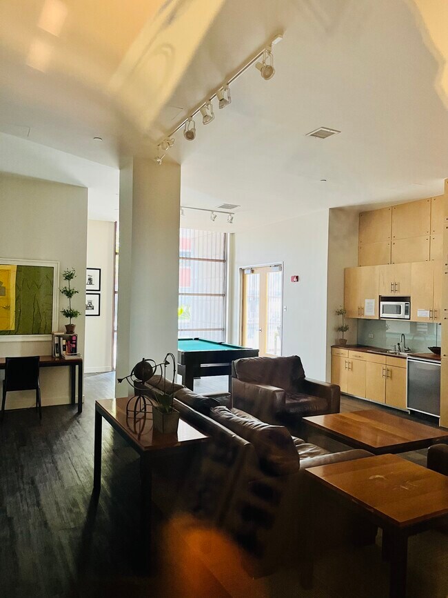 Foto del edificio - 33 N Water St