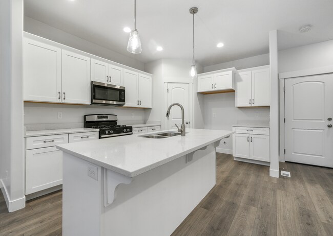 Foto del edificio - 3 Bed 3 Bath Townhome