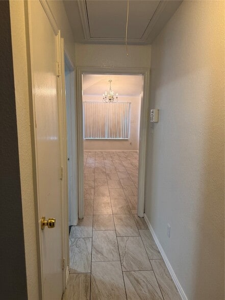 Foto del edificio - 609 Kings Way Dr