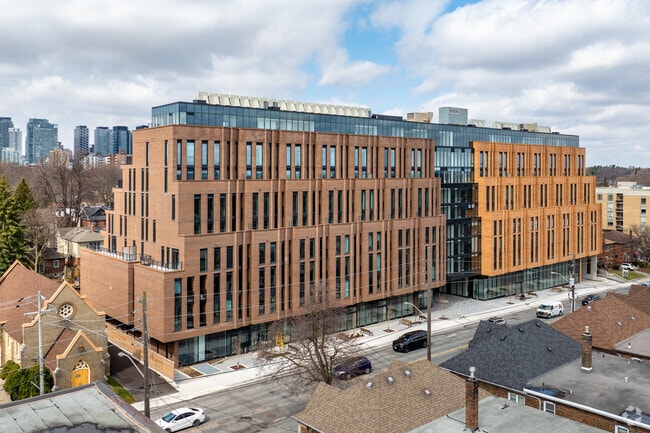 Leaside Commons