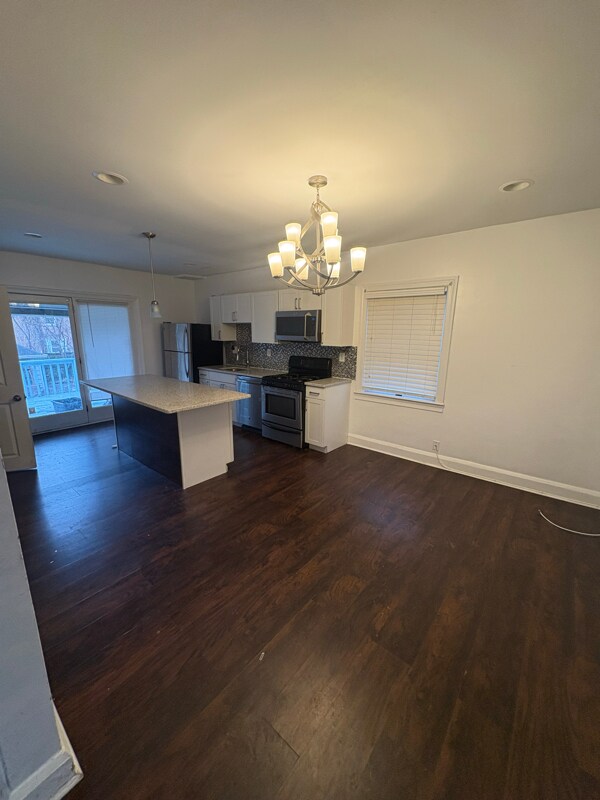 Foto del edificio - 412 N Bend Rd