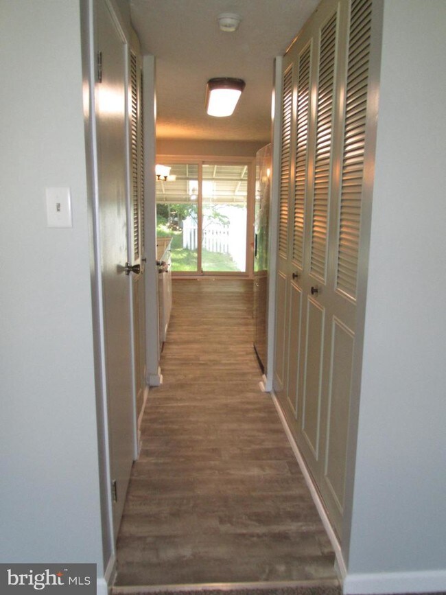Building Photo - 4407 Hallfield Manor Dr