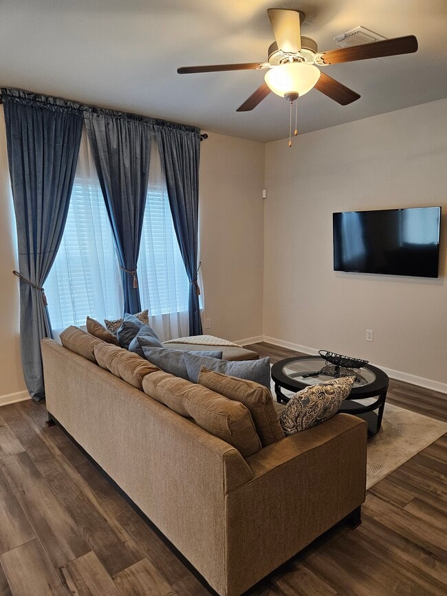 Vida abierta - 4645 Electric Ave SW