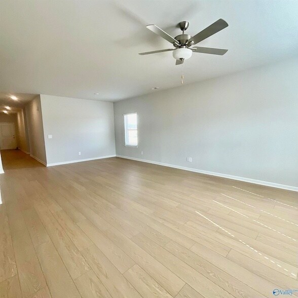 Foto del edificio - 17801 Denham Cir