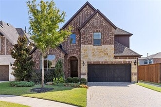Building Photo - 4904 Dunland Dr