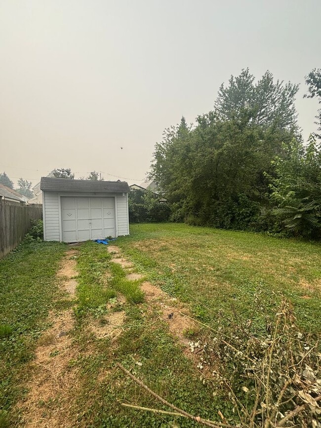 Building Photo - 6826 Rathbun Ave