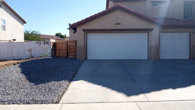 Building Photo - 3 br, 2.5 bath House - 13898 Clydesdale Ru...