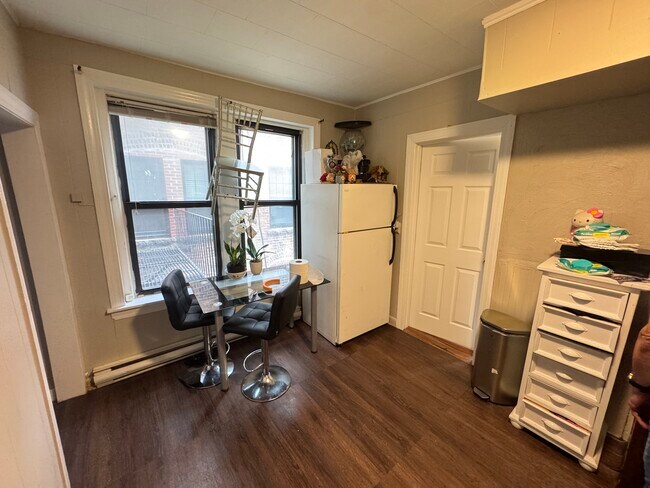 Foto del edificio - 202 Endicott St