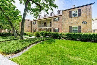 Building Photo - 12964 Trail Hollow Dr