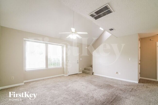 Foto del edificio - 6819 Wood Gate Way