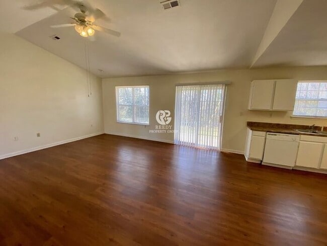 Building Photo - 1856 Tamara Way