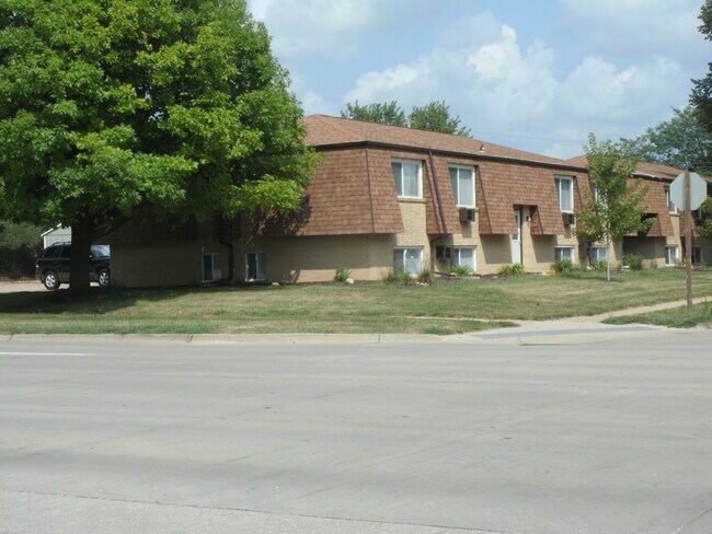 Building Photo - 1514 NW 4th St