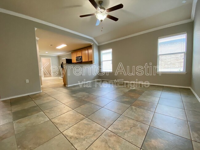 Foto del edificio - 5524 Kleberg Trail