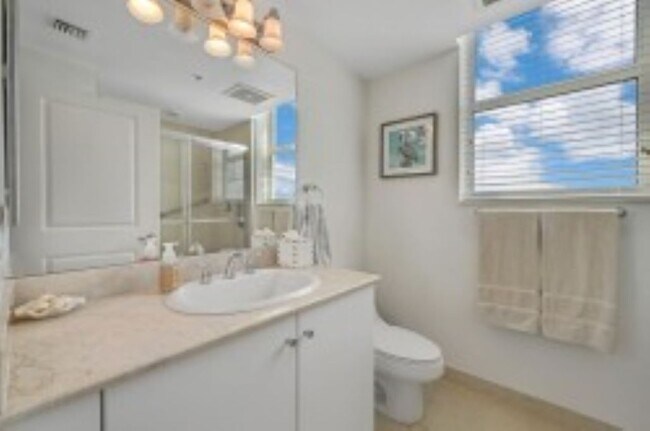 Foto del edificio - 350 N Federal Hwy