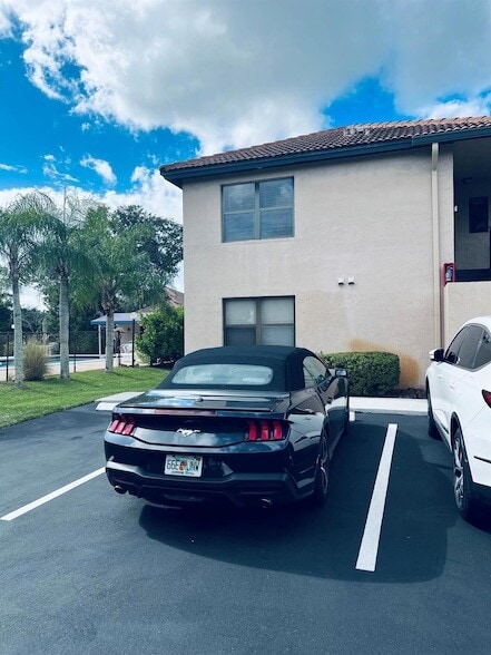 Foto del edificio - 2454 SE Garden Terrace