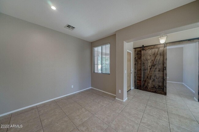 Building Photo - 11504 N 146th Ave