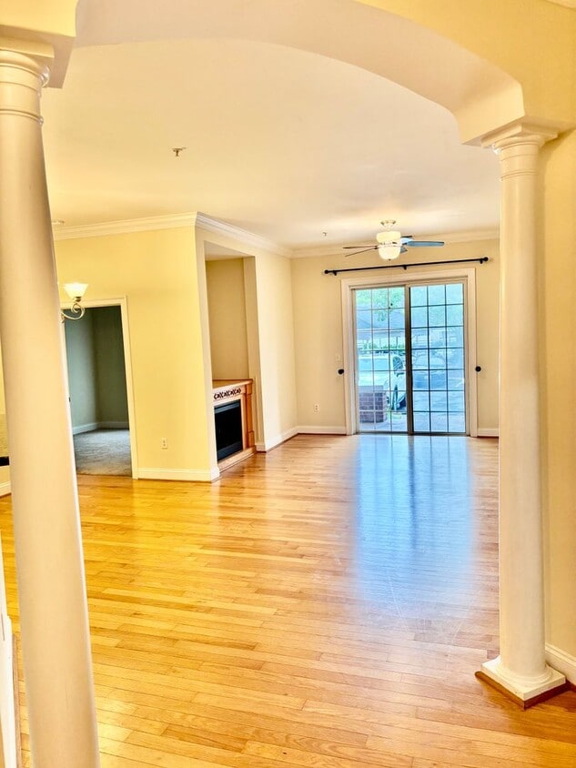 3 bedroom/ 2 bathroom- Bennington on the Park - 3 bedroom/ 2 bathroom- Bennington on the Park