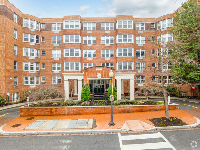 Building Photo - Gateway Georgetown Condos