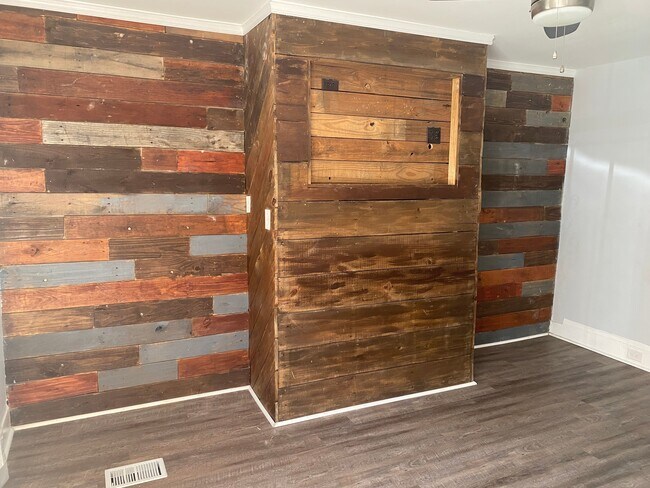 Foto del edificio - 4505 Davison St
