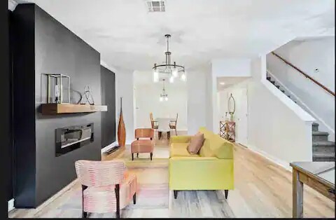 Foto del edificio - 2522 S Carrollton Ave