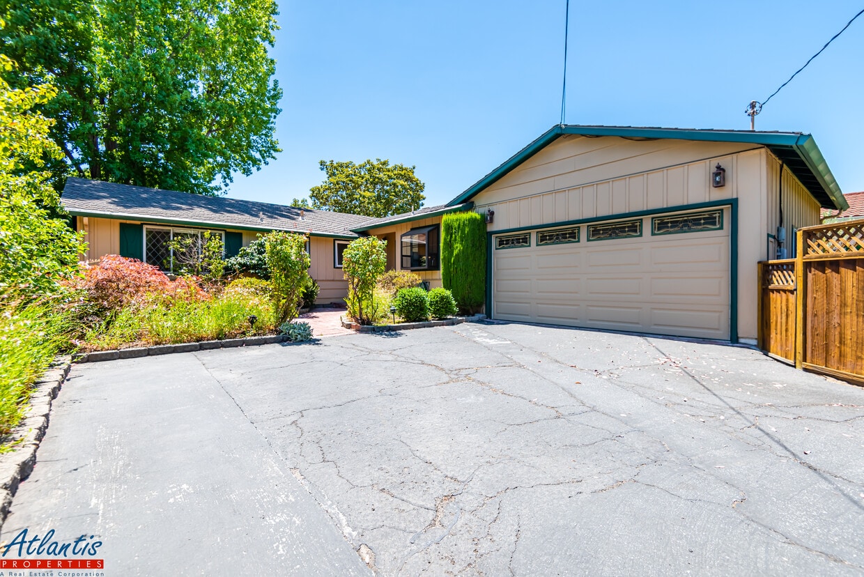 25 Hilary Ln, Redwood City, CA 94061 House for Rent in Redwood City, CA