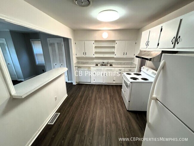 Foto del edificio - 1755 Cornelia Ln