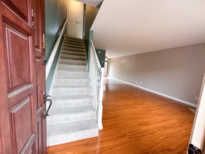 Building Photo - 9439 Gold Coast Dr