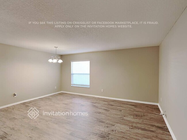 Foto del edificio - 30914 Temple Stand Ave