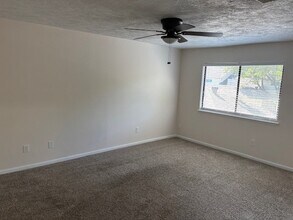 Building Photo - 1323 Reddleshire Ln