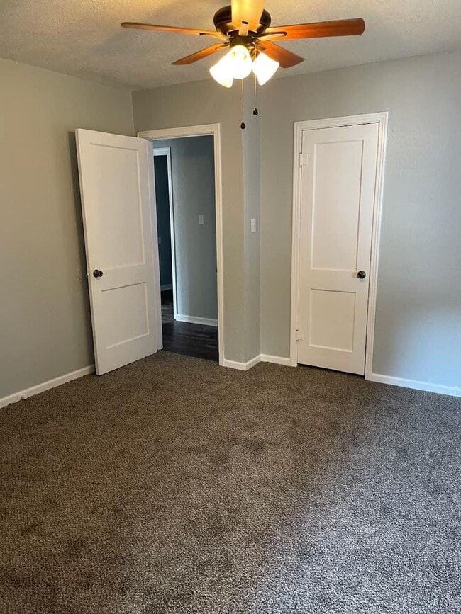 Building Photo - 708 Maxwell St NW