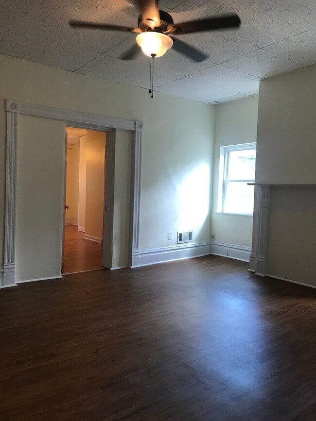 Photo - 1408 Fernleaf Apartment