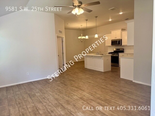 Building Photo - 9581 SW 25th St