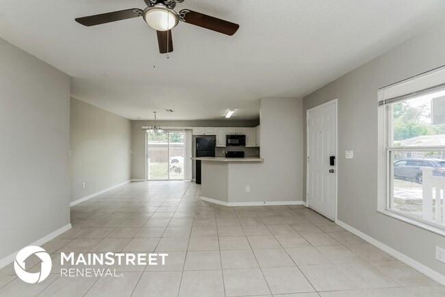 Building Photo - 1343 15th St S