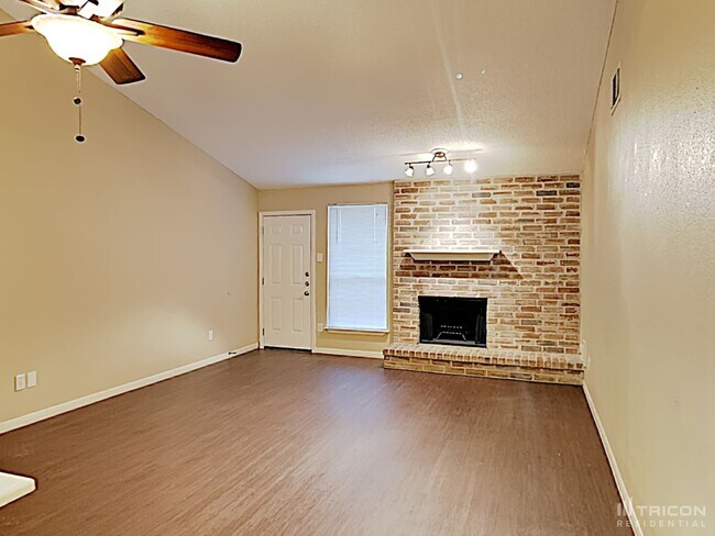 Foto del edificio - 17314 Glenhew Rd