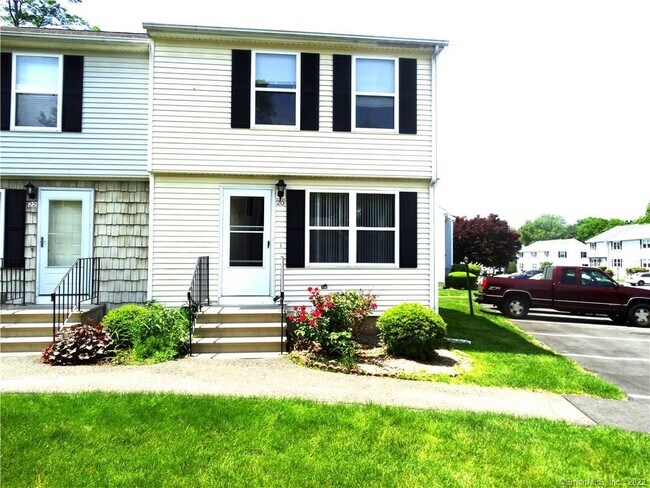 Building Photo - 20 Meadowrue Dr