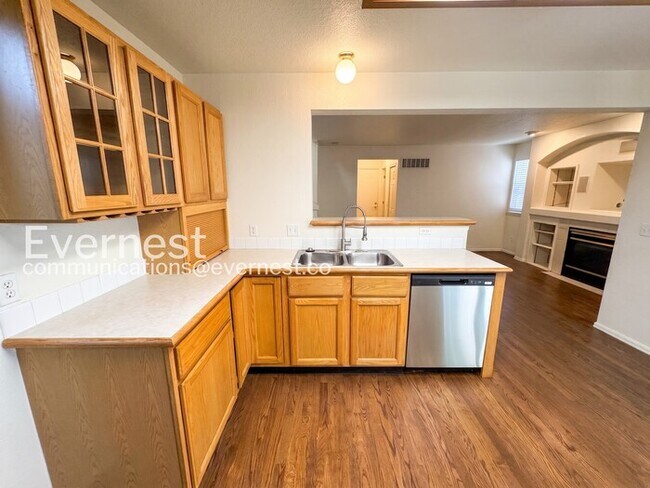 Foto del edificio - 10545 Ashwood Ct