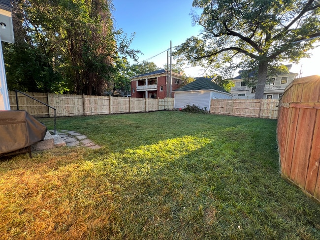 Building Photo - 640 Prospect Ave SE