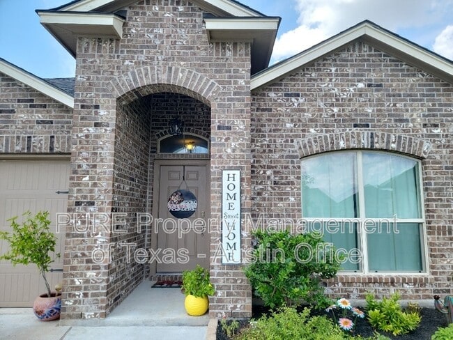 Building Photo - 216 Nathaniel Dr