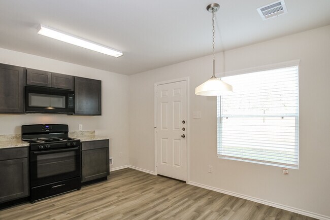 Building Photo - 4910 Giant Sequoia Way