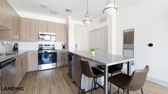 Foto del edificio - 3100 Scofield Ridge Pkwy