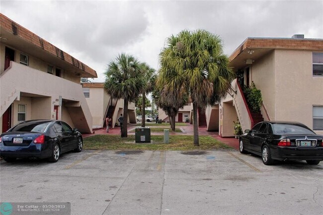 Building Photo - 18257 NW 23rd Ave