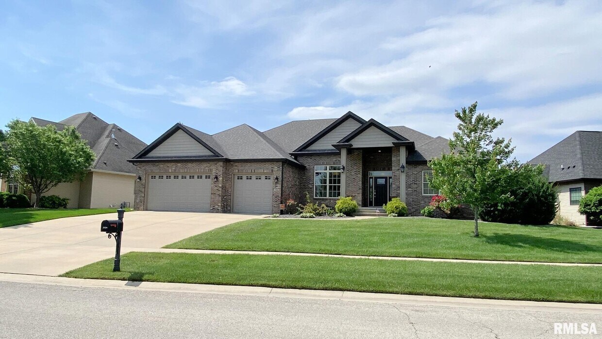 2504 Pebble Beach Dr, Springfield, IL 62704 House Rental in