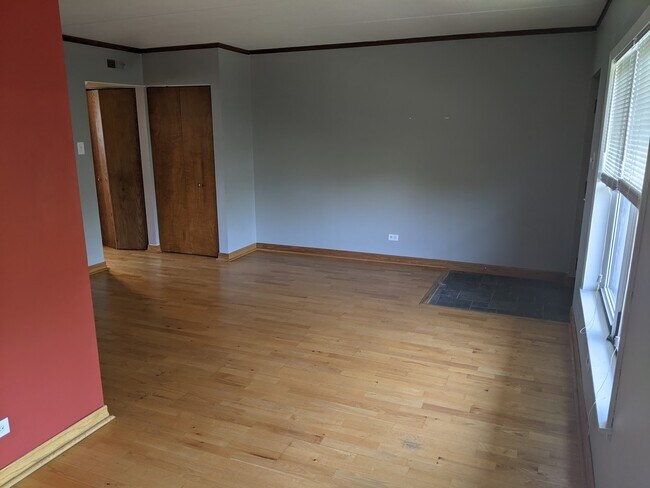Foto del edificio - 2610 Oakton St