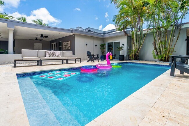 Foto del edificio - 520 SW 22nd Rd
